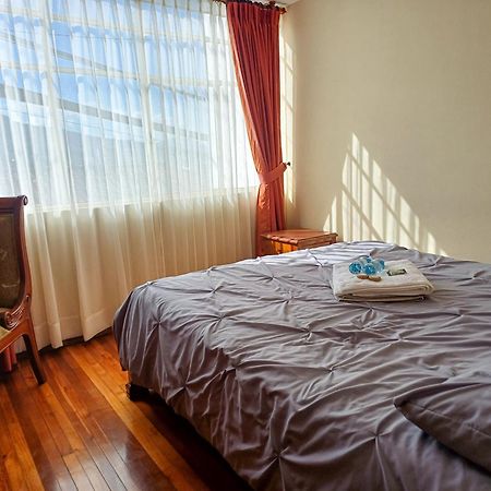 The Quito Guest House con Balcones Amarillos Exterior foto