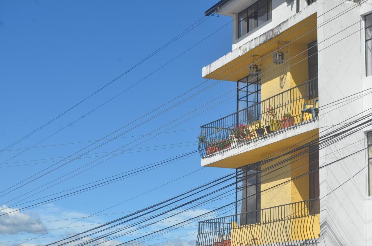 The Quito Guest House con Balcones Amarillos Exterior foto