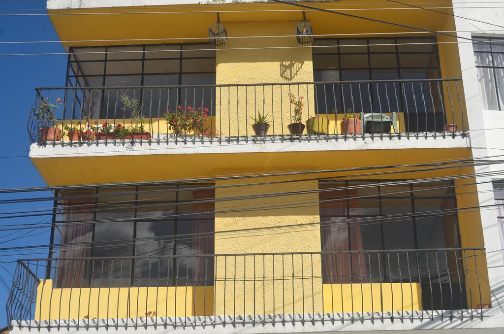 The Quito Guest House con Balcones Amarillos Exterior foto